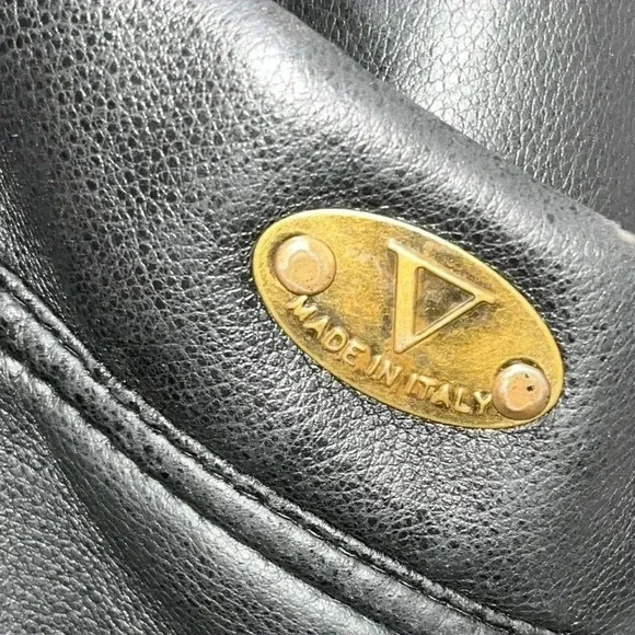 V Made in Italy soft Leather black Coat with super warm lining, pockets - Picture 9 of 11